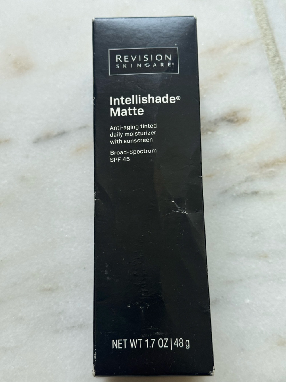 Intellishade Matte Tinted Moisturizer SPF 45 - Black Packaging